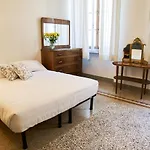 Alfani Apt - Dolcevita Holiday
