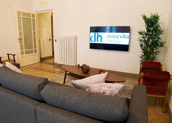 Alfani Apt - Dolcevita Holiday
